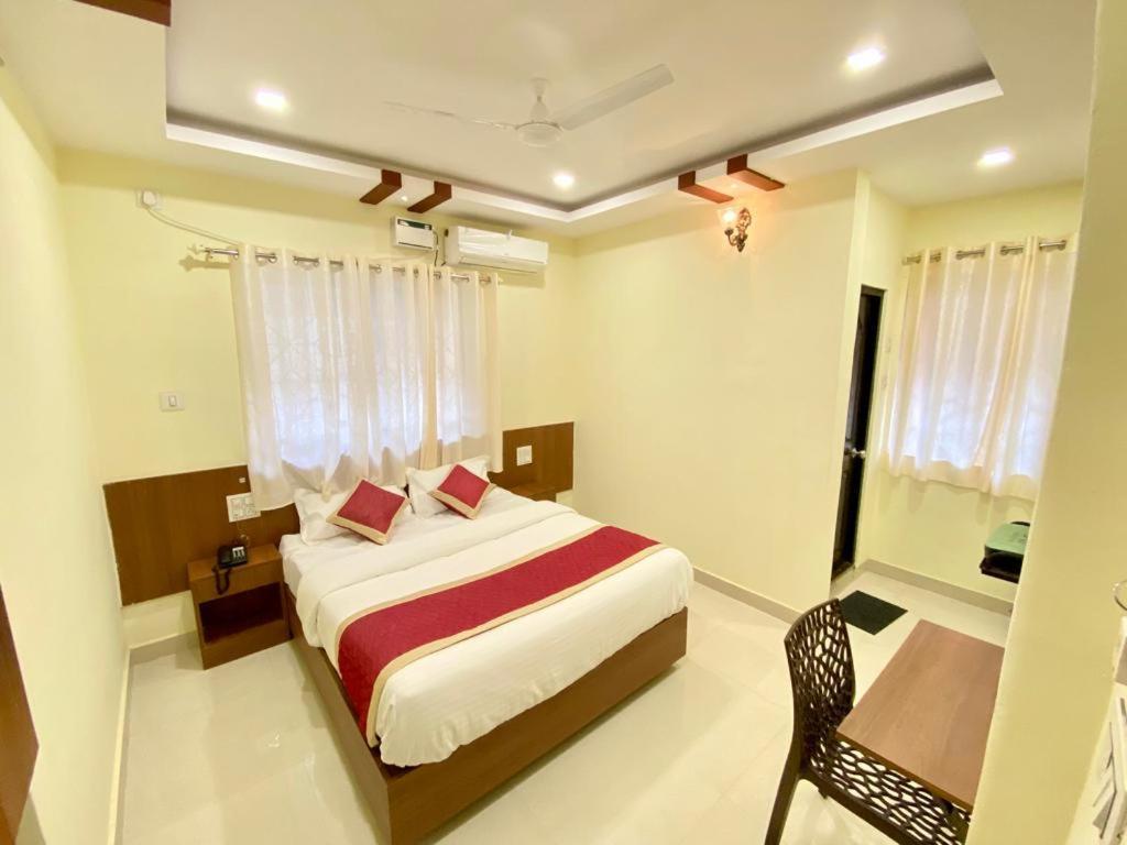 波尔沃林 Prabhuvihar Residency酒店 外观 照片