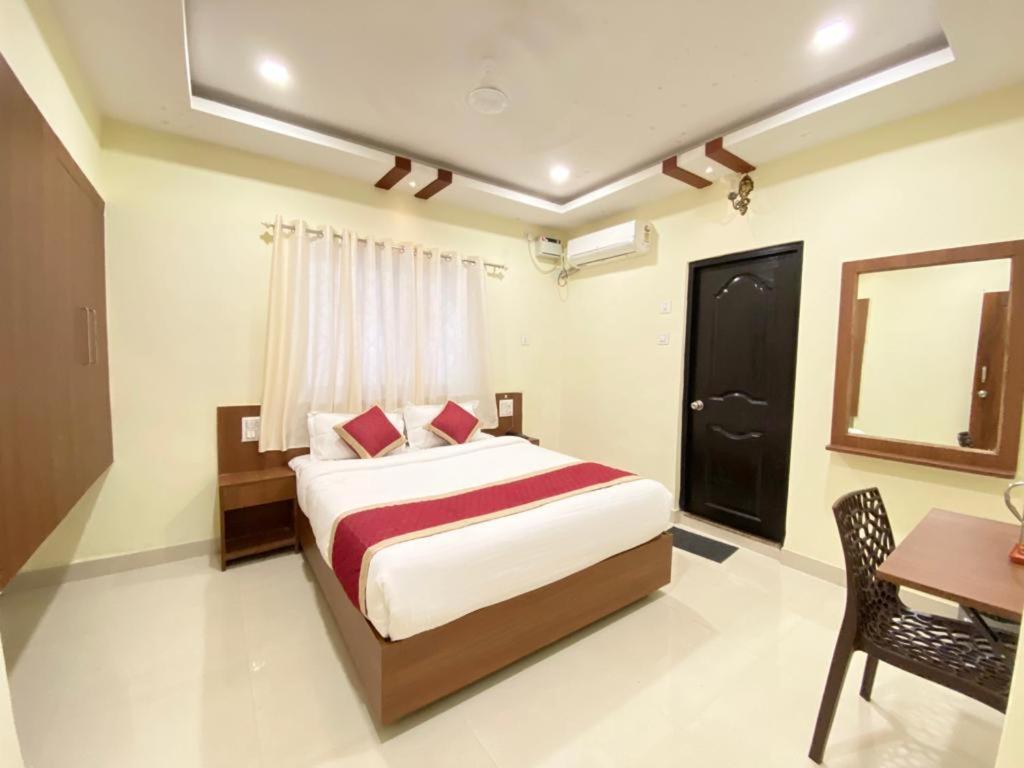 波尔沃林 Prabhuvihar Residency酒店 外观 照片